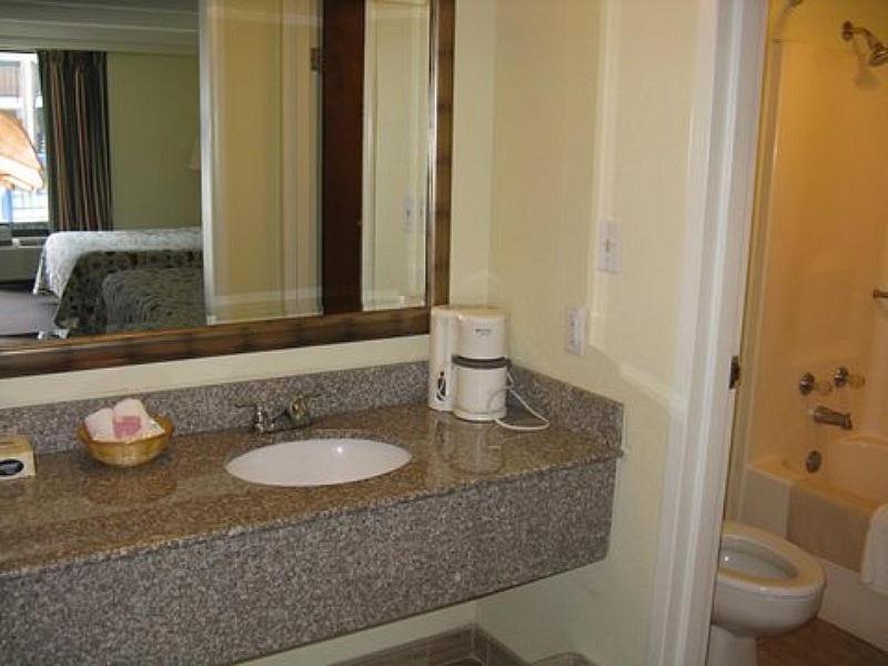 Walking Horse Lodge Lewisburg Quarto foto